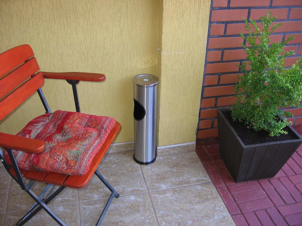 Apartament Zuzia Dźwirzyno Buitenkant foto